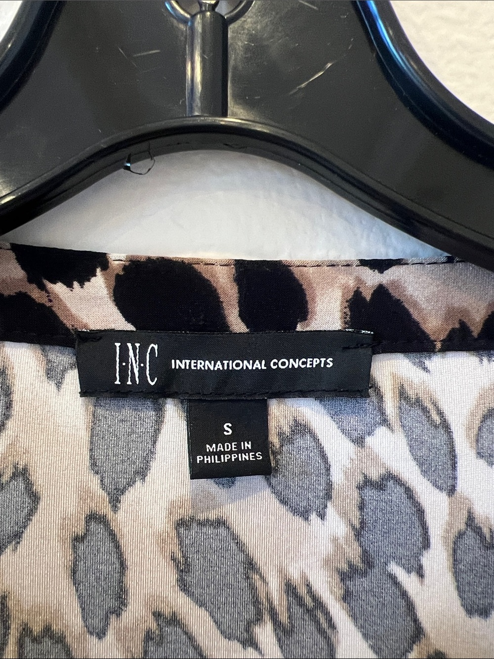 INC International Concepts Leopard-Print Zip-Pocket Top - Black & Beige - Picture 2 of 5